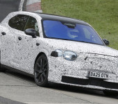 Bentley продолжает разработку городского внедорожника