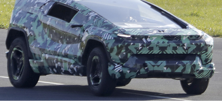 Совершенно новый бренд CEER, автомобиль замечен впервые