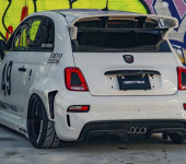 Аэродинамический обвес в стиле Рокет Банни на Абарт (Abarth) 500 от японского тюнингателье Liberty Walk