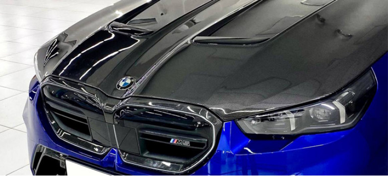 Тюнинговый капот из карбона на БМВ (BMW) 5 G60 и M5 G90