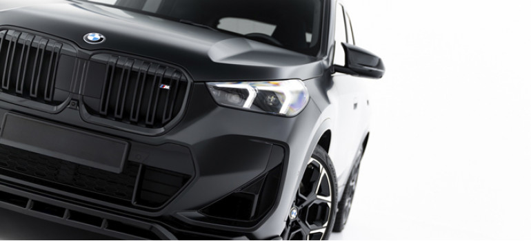 Аэродинамический обвес на БМВ (BMW) X1 U11 в версии M35i Аэродинамический обвес на БМВ (BMW) X1 U11 в версии M35i