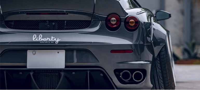 Аэродинамический обвес Liberty Walk на Феррари (Ferrari) F430