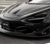 Аэродинамический обвес на Макларен (Mclaren) 720S от японского тюнинг-ателье Liberty Walk