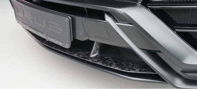 Спойлер из карбона в передний бампер Ламборгини Урус (Lamborghini Urus)