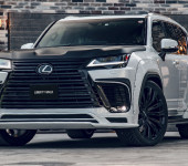 Аэродинамический обвес от японского тюнинг ателье Liberty Walk на новый Лексус (Lexus) LX600 LX500d