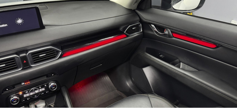 Новая атмосферная подсветка салона на Мазду (Mazda) CX-5