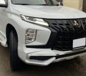 Накладка на передний бампер Мицубиси Паджеро Спорт (Mitsubishi Pajero Sport) 3 рестайлинг 2019+