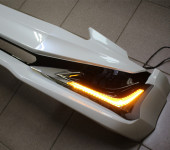 Накладка переднего бампера Моделлиста (Modellista) с ходовыми огнями и поворотником на Prado 150 2018+