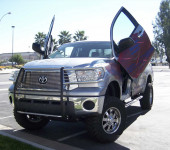 Ламбо двери LSD (Lambo Style Doors) для Тойоты Тундра (Toyota Tundra)
