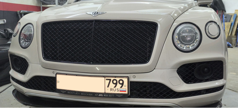 Ремонт карбонового спойлера переднего бампера на Бентли Бентайга (Bentley Bentayga)