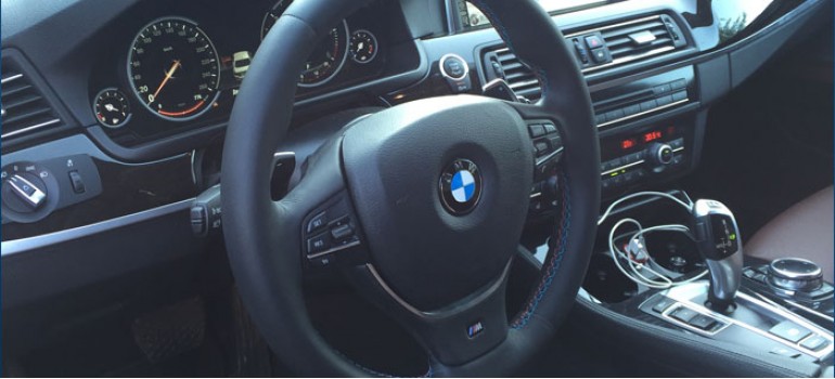 Перетяжка руля с ///М-очной строчкой на БМВ (BMW) F10
