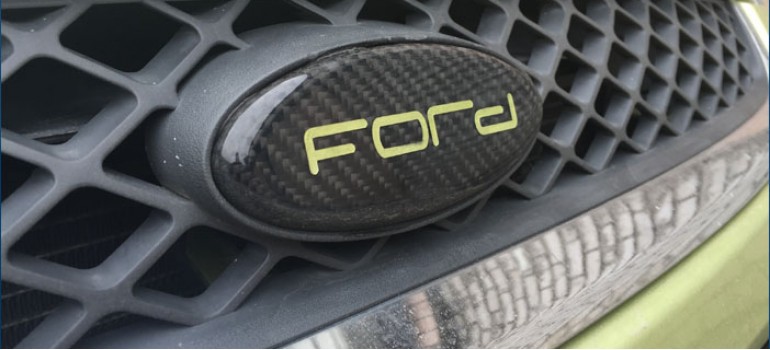 Изготовление карбоновых эмблем на Форд Фиесту (Ford Fiesta)