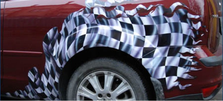 Ford Focus 2 - аэрография "Клечатый флаг"
