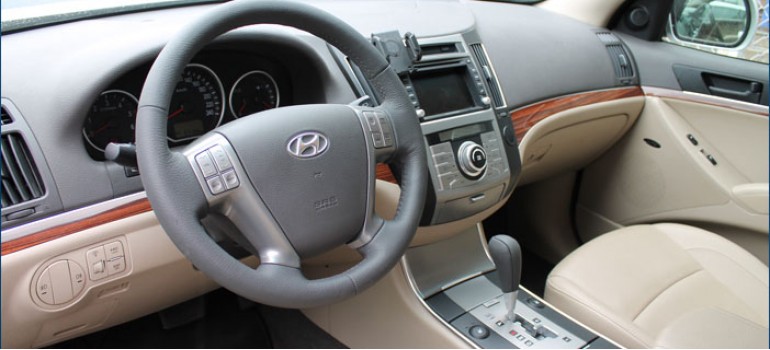 Перетяжка руля и ручки АКПП в натуральную автомобильную кожу на Хёнде ( Hyundai ) iX55