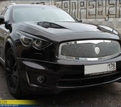 Продолжение тюнинга Инфинити ( Infiniti ) FX50s - установка капота с "жабрами", решетки радиатора и установка ангельских глазок ( Angel Eyes ) SMD в фары