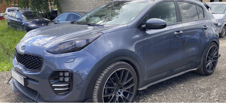 Устновка заниженных пружин и спойлера на заднюю дверь на КИА Спортейдж (KIA Sportage)