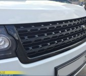 Окраска в черный глянец решетки радиатора на Range Rover Vogue