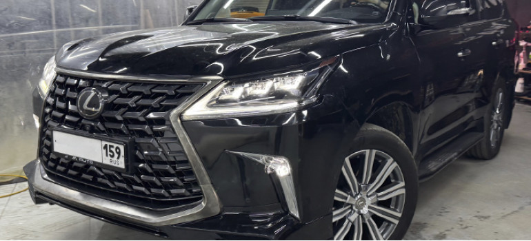 Установка обвеса Heritage на Лексус (Lexus) LX570