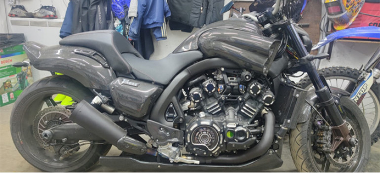 Ремонт карбоновой детали мотоцикла