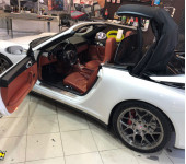 Техническое обслуживание механизма складной крыши кабриолета Порше (Porsche) 911 Carrera