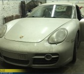 Установка USB адаптера ТРИОМА на Порше Кайман (Porsche Cayman)