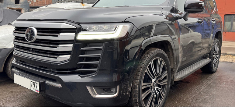 Установка задних пружин с занижением -50мм на Тойоту Ленд Крузер (Toyota Land Cruiser) 300