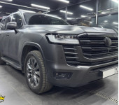 Установка пружин для занижения (-50мм) на заднюю ось и новых рейлингов на крышу Тойоты Ленд Крузер (Toyota Land Cruiser) 300