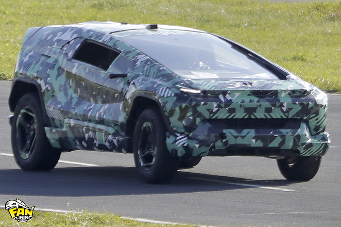 Совершенно новый бренд CEER, автомобиль замечен впервые