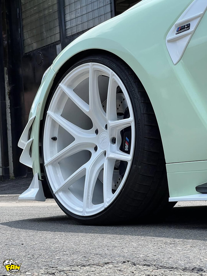 Необычное цветовое решение по окраске обвеса на БМВ (BMW) M3 G80 