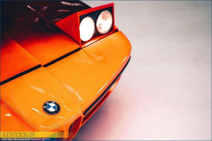 А вы знали, что есть BMW с дверями Gullwing (Крыло Чайки)?