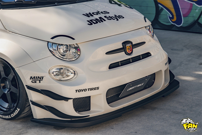 Аэродинамический обвес в стиле Рокет Банни на Абарт (Abarth) 500 от японского тюнингателье Liberty Walk