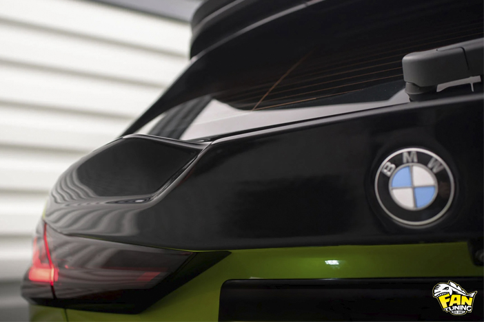 Спойлер под стекло задней двери на БМВ (BMW) 1 F40