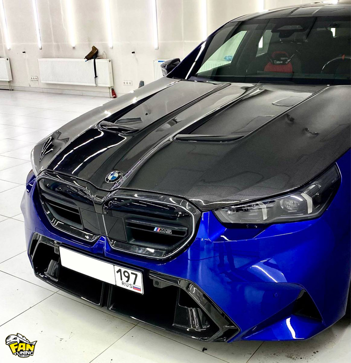 Тюнинговый капот из карбона на БМВ (BMW) 5 G60 и M5 G90