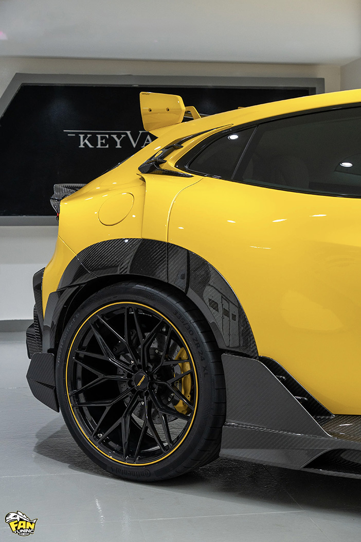 Аэродинамический обвес от тюнинг-ателье Кейвани (Keyvany) на Ferrari Purosangue