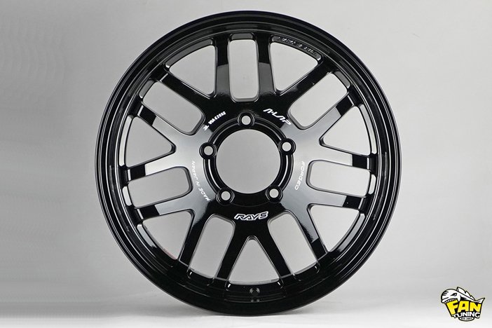 Аэродинамический обвес Mudron на Suzuki Jimny 5 дверей в стиле Mercedes G63 Brabus от японского тюнинг-ателье Aimgain