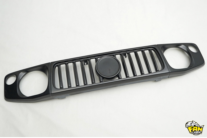 Аэродинамический обвес Mudron на Suzuki Jimny 5 дверей в стиле Mercedes G63 Brabus от японского тюнинг-ателье Aimgain