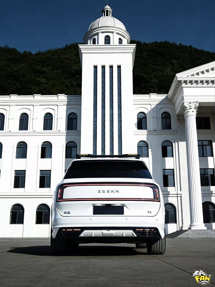 Аэродинамический обвес на ЗИКР (ZEEKR) 9X