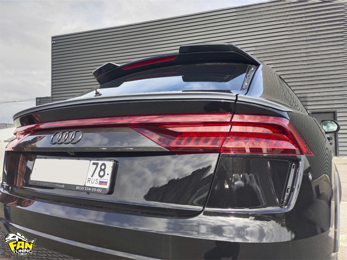Спойлер (карбоновый или под окраску) на багажную (заднюю) дверь Ауди (Audi) Q8