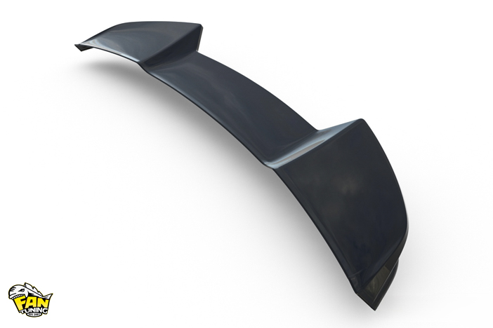 Спойлер на заднюю дверь на Ауди (Audi) RSQ3 Sportback SUV F3 2019+