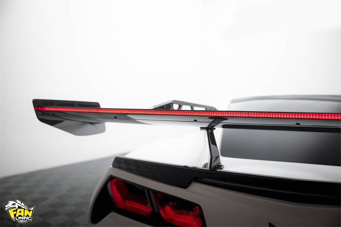 Карбоновое антикрыло на Шевроле Корвет (Chevrolet Corvette) C7