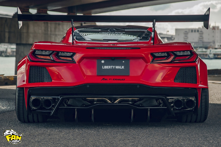 Аэродинамический обвес Liberty Walk на Шевроле Корветт (Chevrolet Corvette) C8