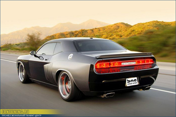 Расширители колесных арок на Додж Челленджер (Dodge Challenger)