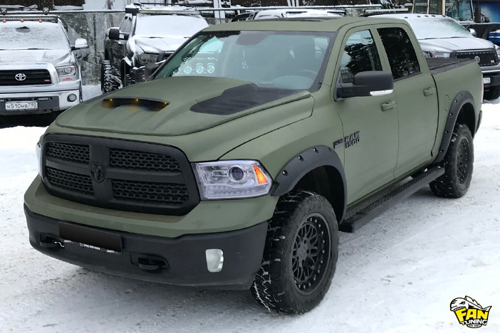 Накладка на капот в стиле TRX на Додж РАМ (Dodge RAM)