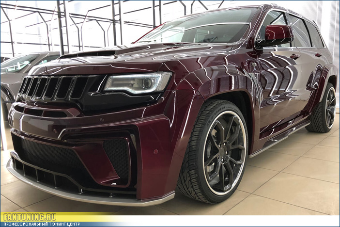 Аэродинамический обвес Titan на JEEP Grand Cherokee WK2