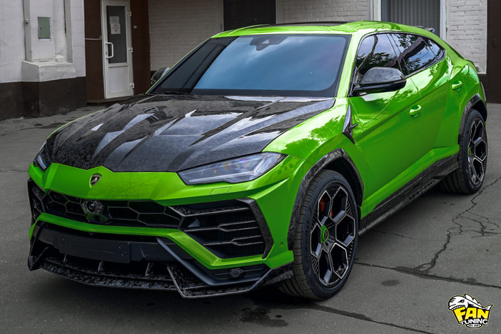 Карбоновая губа (спойлер) на передний бампер Ламборгини Урус (Lamborghini Urus)