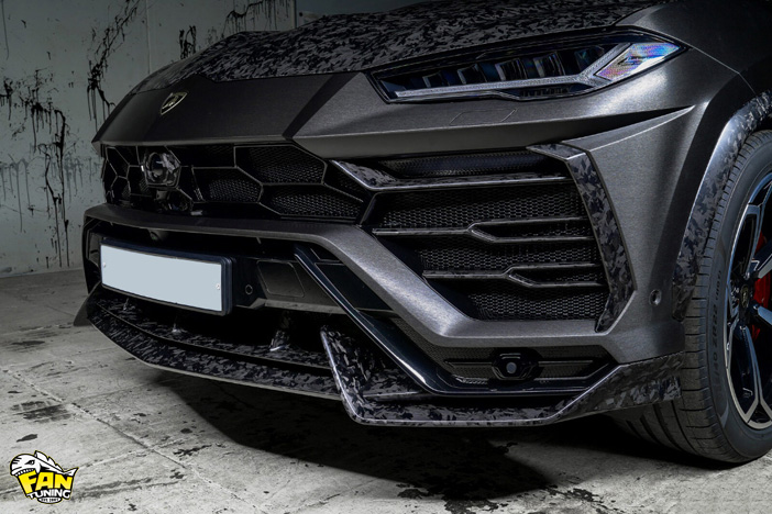 Карбоновая губа (спойлер) на передний бампер Ламборгини Урус (Lamborghini Urus)