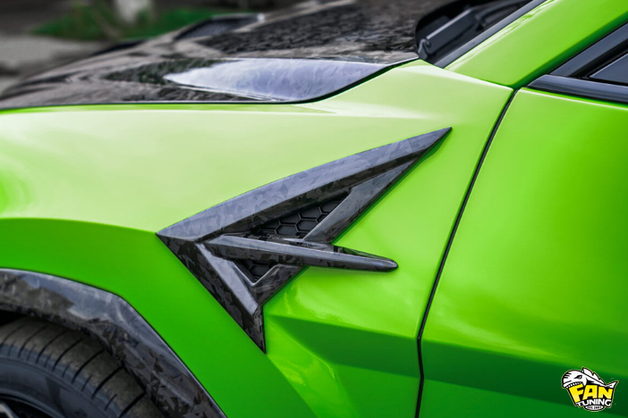Карбоновые накладки на передние крылья Ламборгини Урус (Lamborghini Urus)