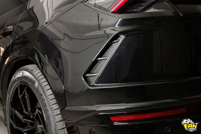 Карбоновые боковые вставки в задний бампер Ламборгини Урус (Lamborghini Urus)