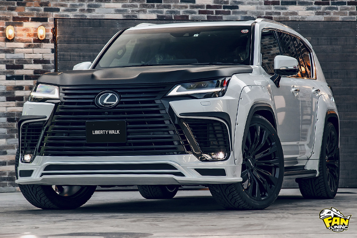 Аэродинамический обвес от японского тюнинг ателье Liberty Walk на новый Лексус (Lexus) LX600 LX500d