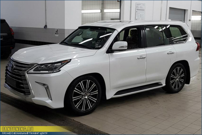 Козырек на лобовое стекло Lexus LX450d